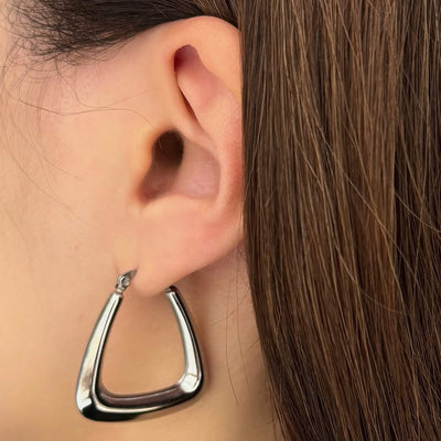 triangle plate pierce styling