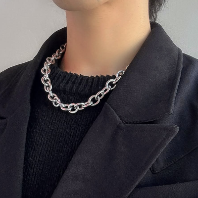 Unique chain styling