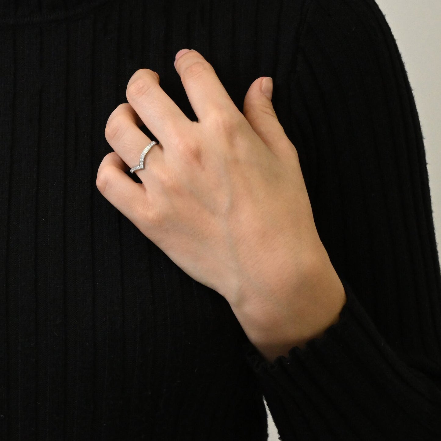 Zirconia v shape ring(rri0039s)