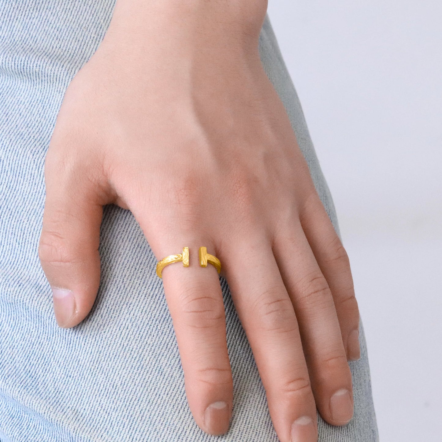 Hawaiian scroll T-shape ring(Hri0011g)