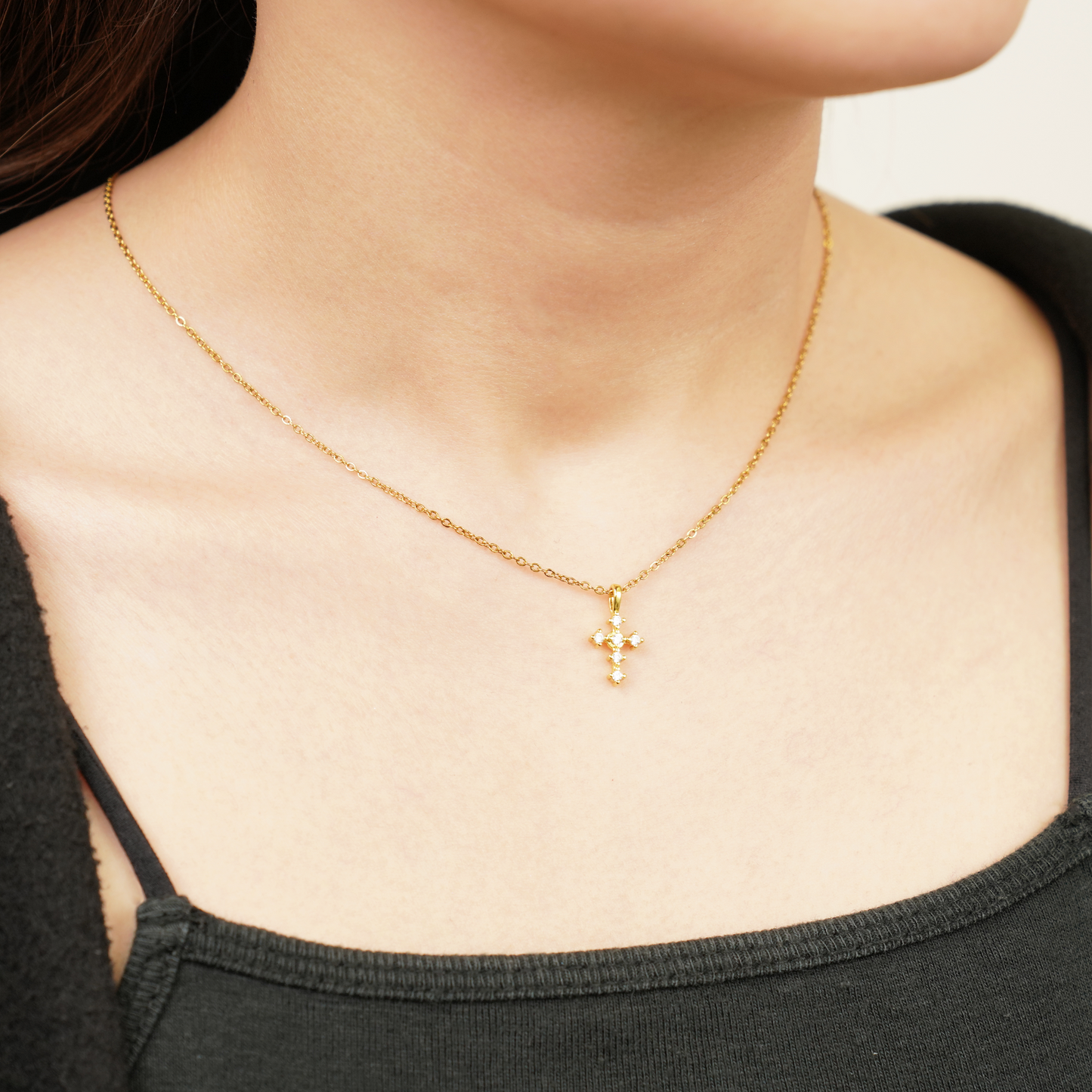 Cz cross necklace (cne0108g)