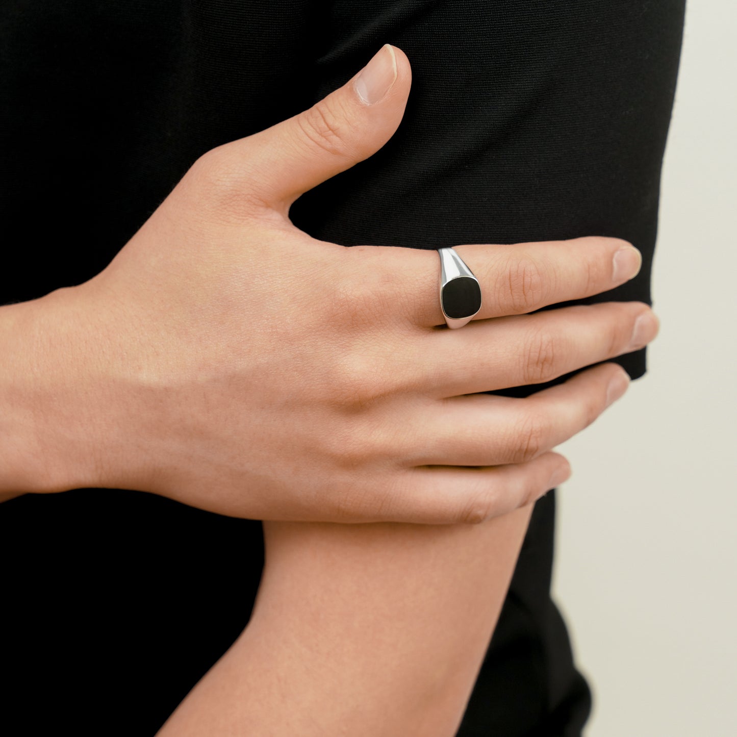 Black square signet ring(cri0100s)