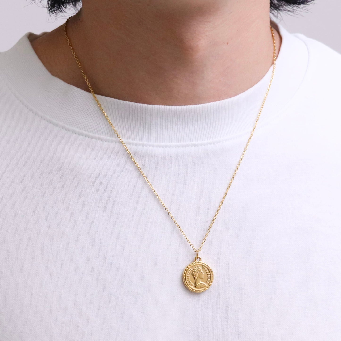 Queen coin necklace(cne0061g)