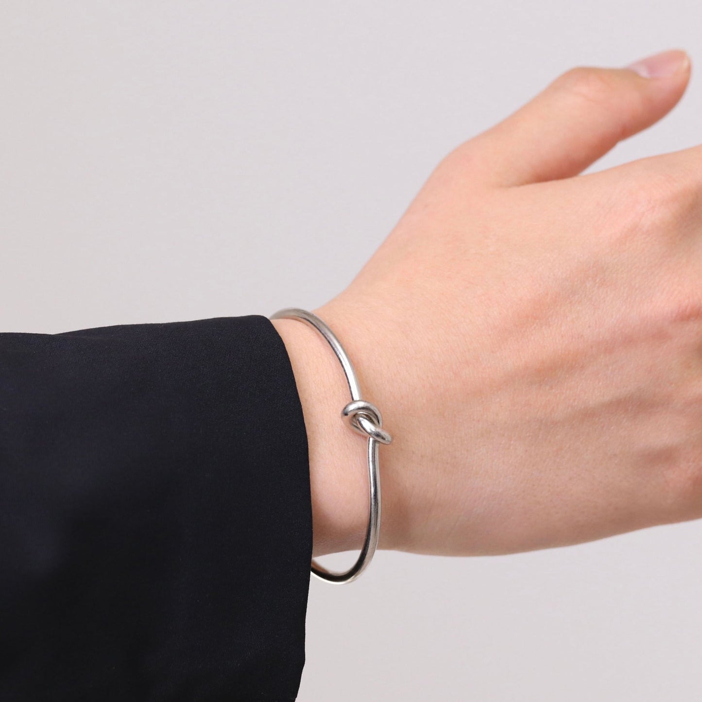 Single knot bangle(cba0024s)