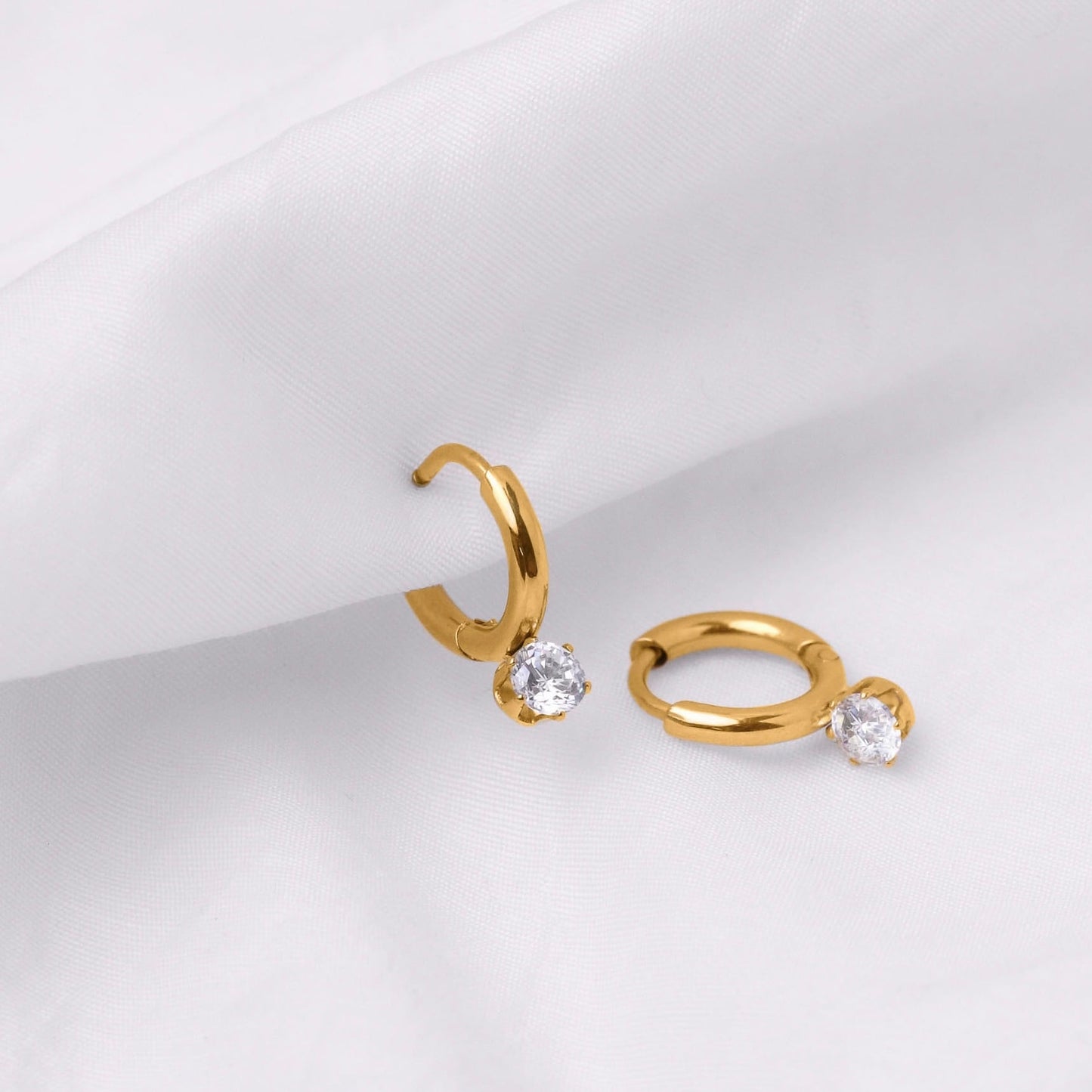 Cz small hoop pierce(rpi0032g)