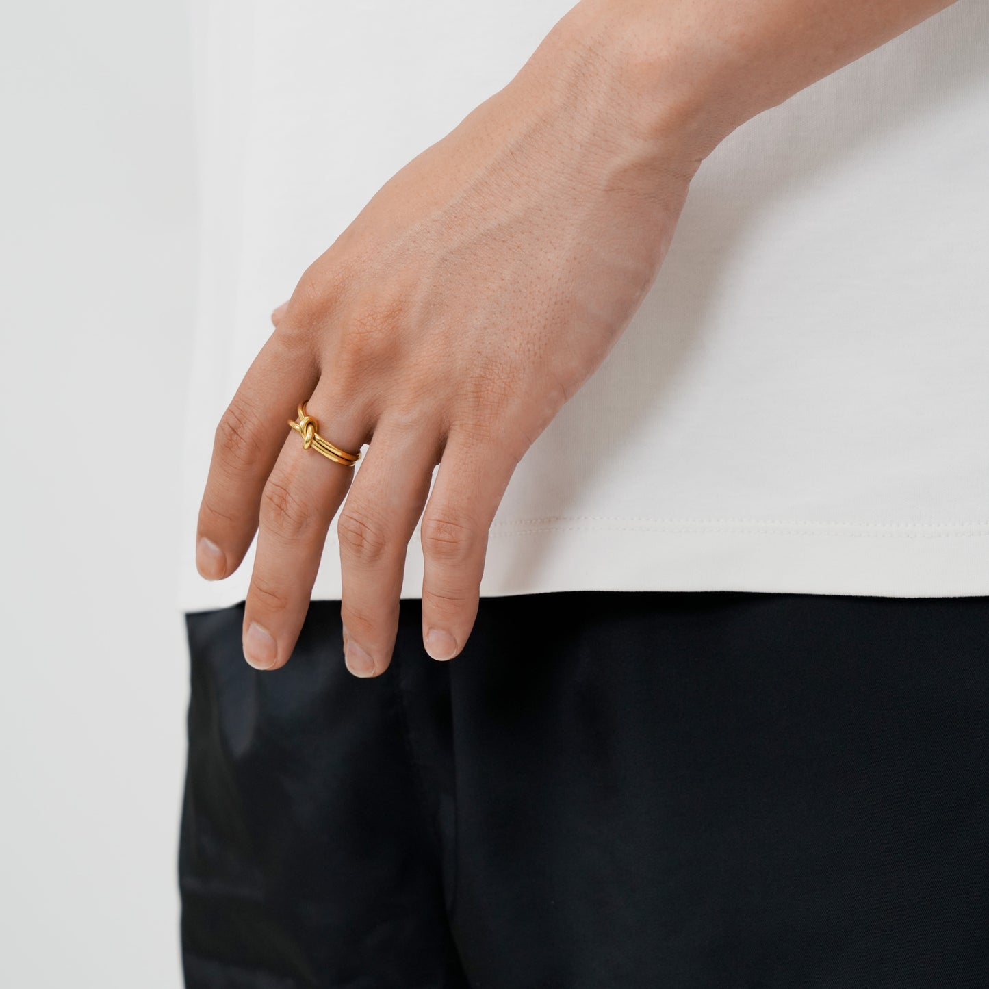 Unique knot ring(cri0051g)