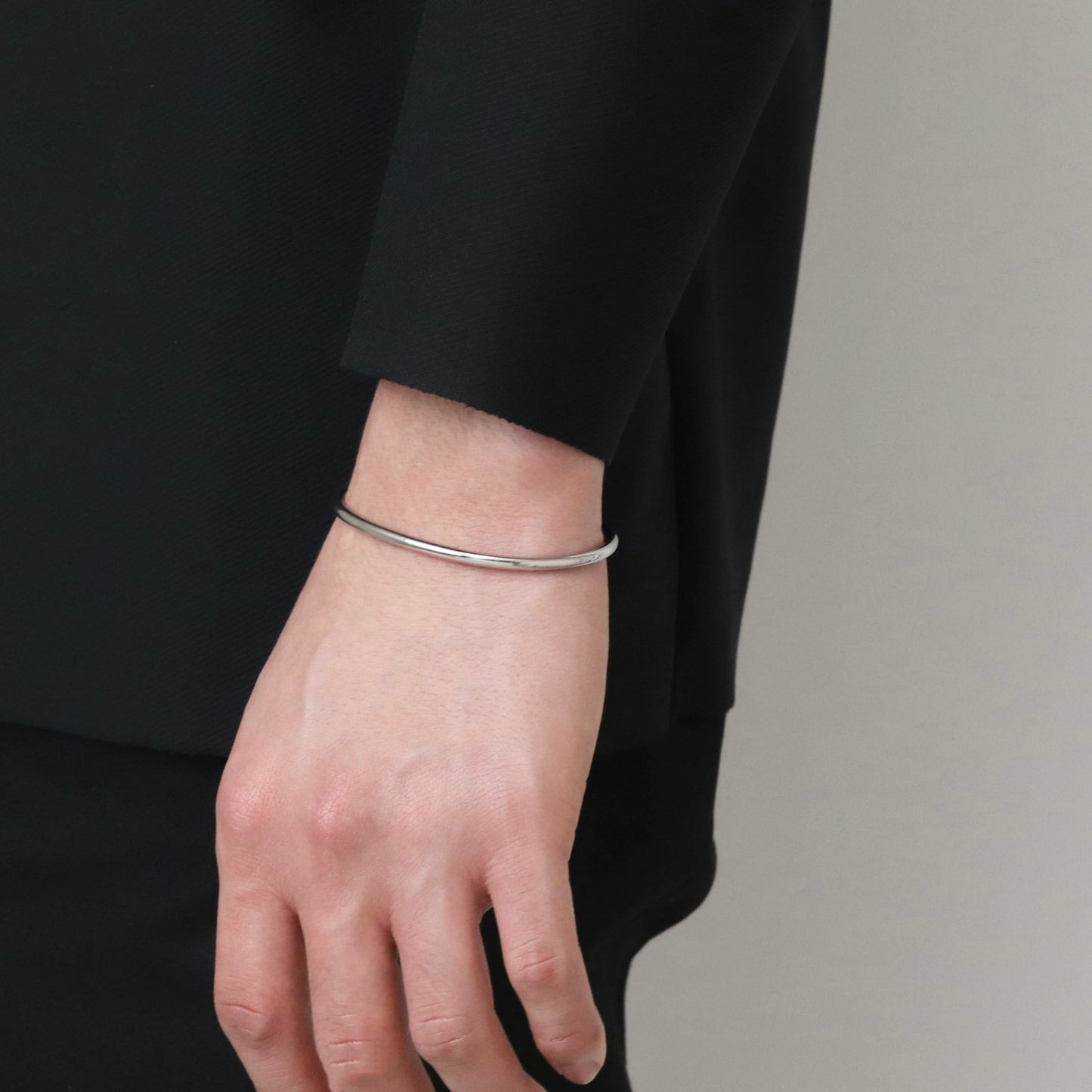 Round bangle (cba0022s)