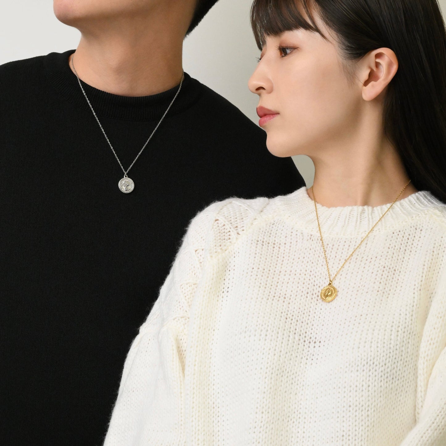 Queen coin necklace(cne0061g)