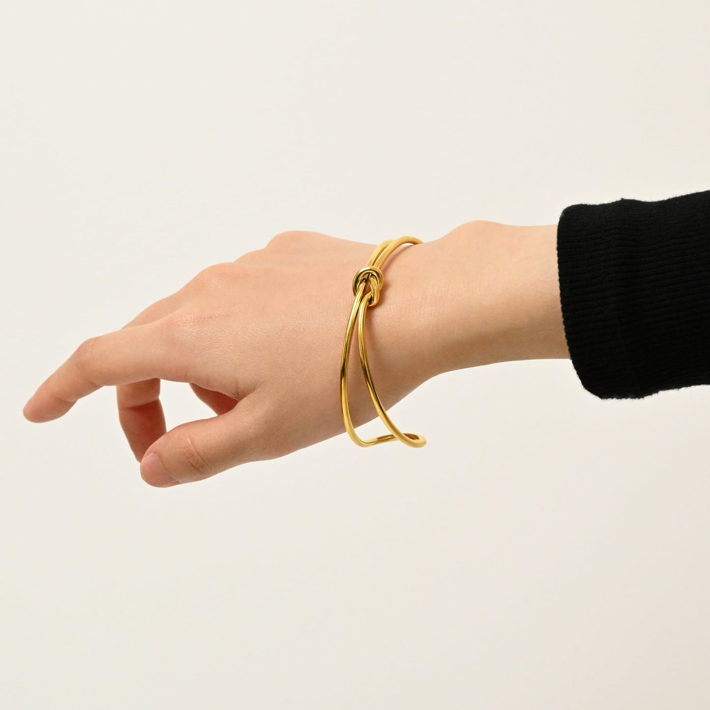 Twist knot bangle(rba0003g)