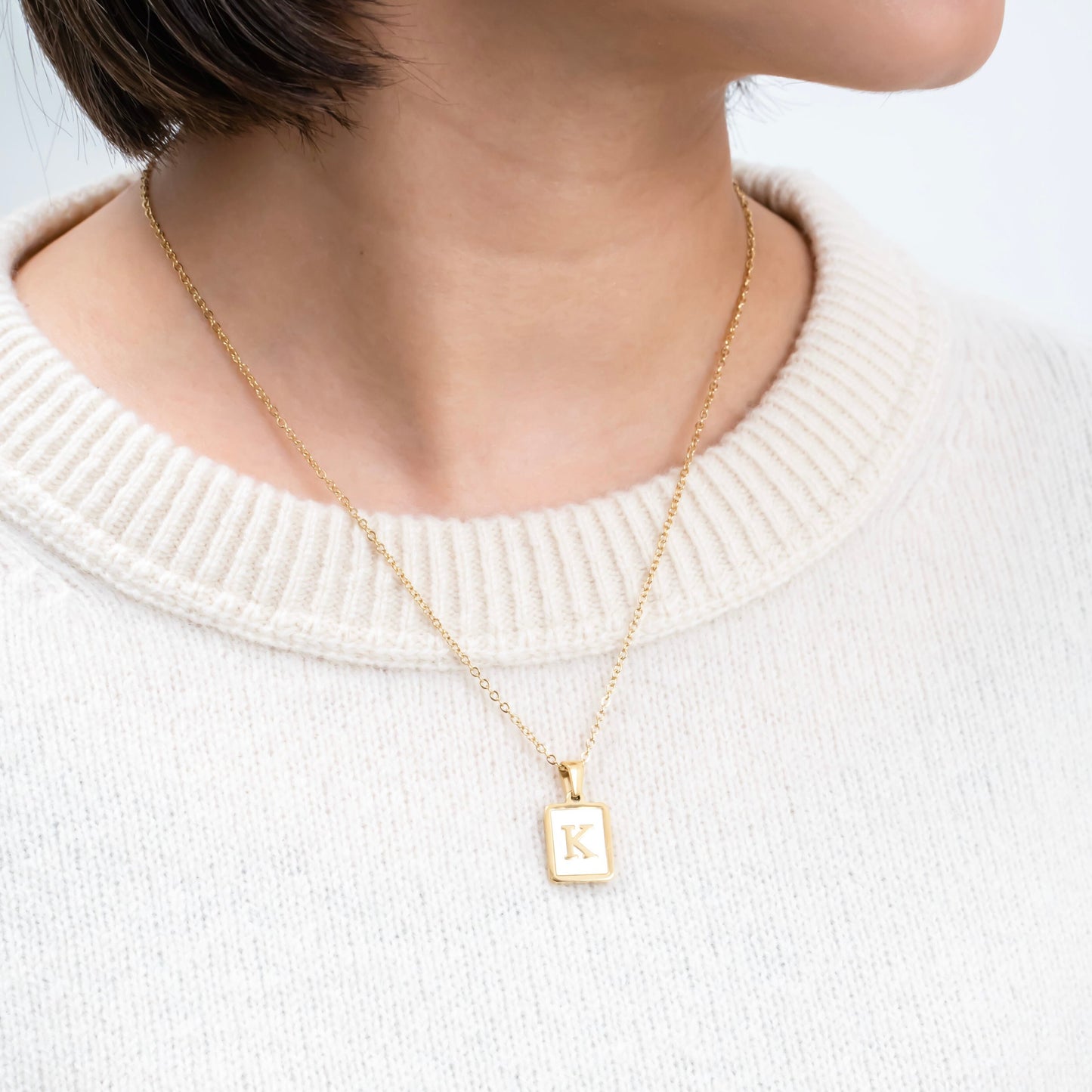 Alphabet shell necklace(rne0001g)