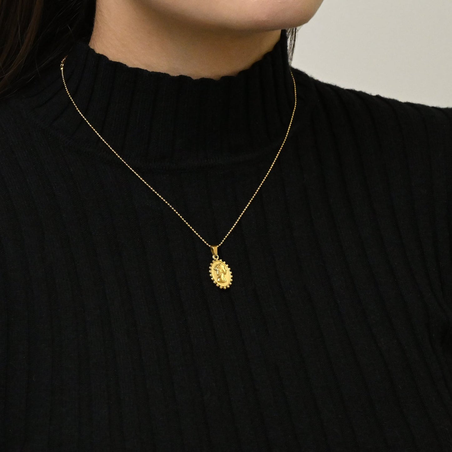 Queen ball necklace(rne0095g)