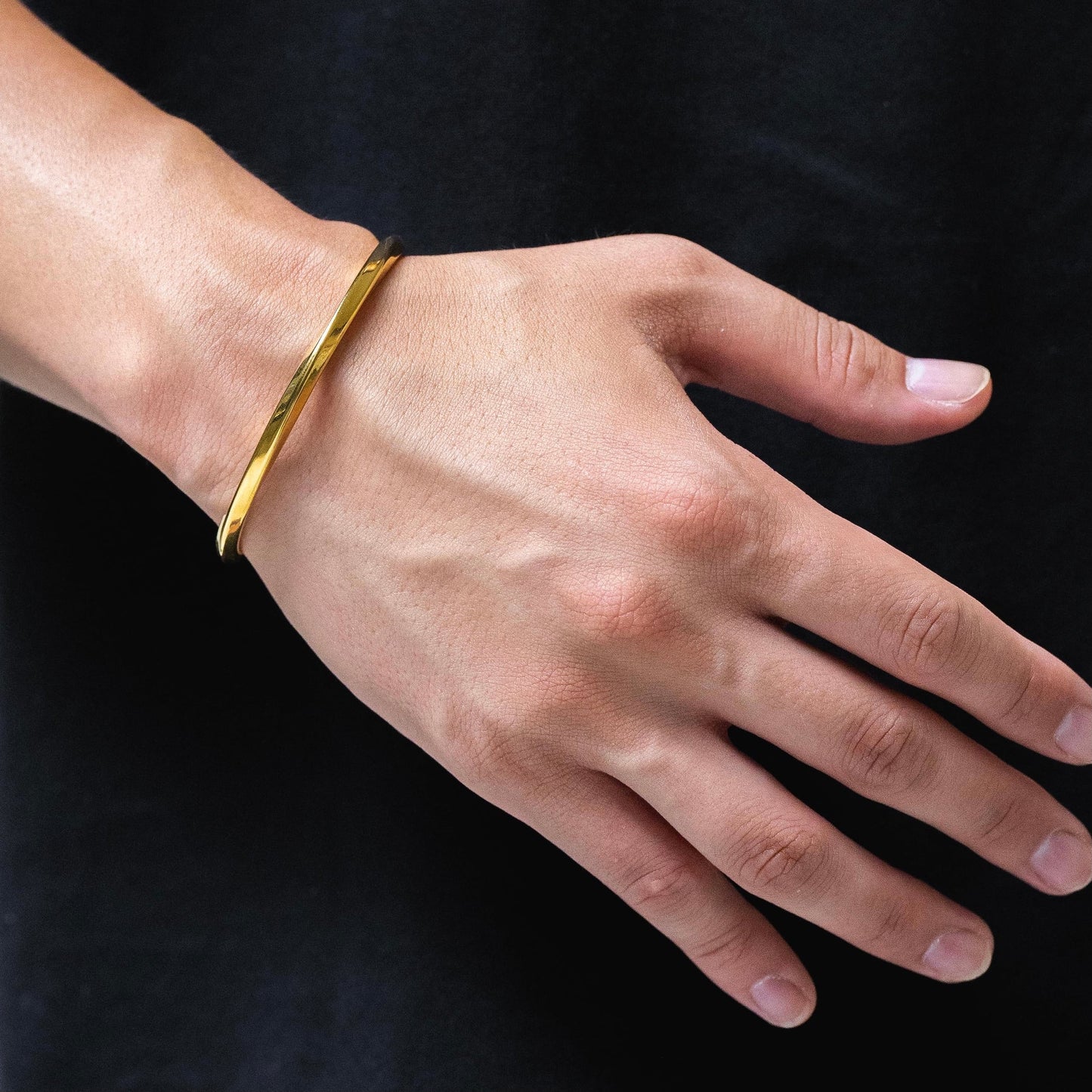 Twist bangle(cba0017g)