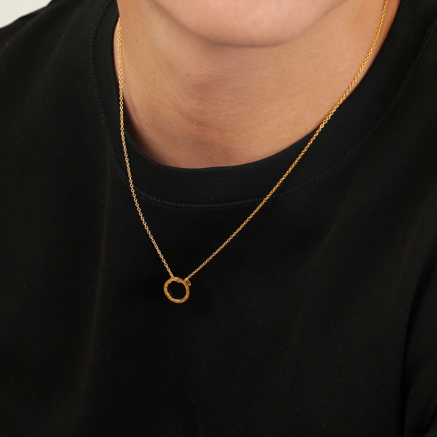 Hawaiian scroll circle necklace (Hne0013g)
