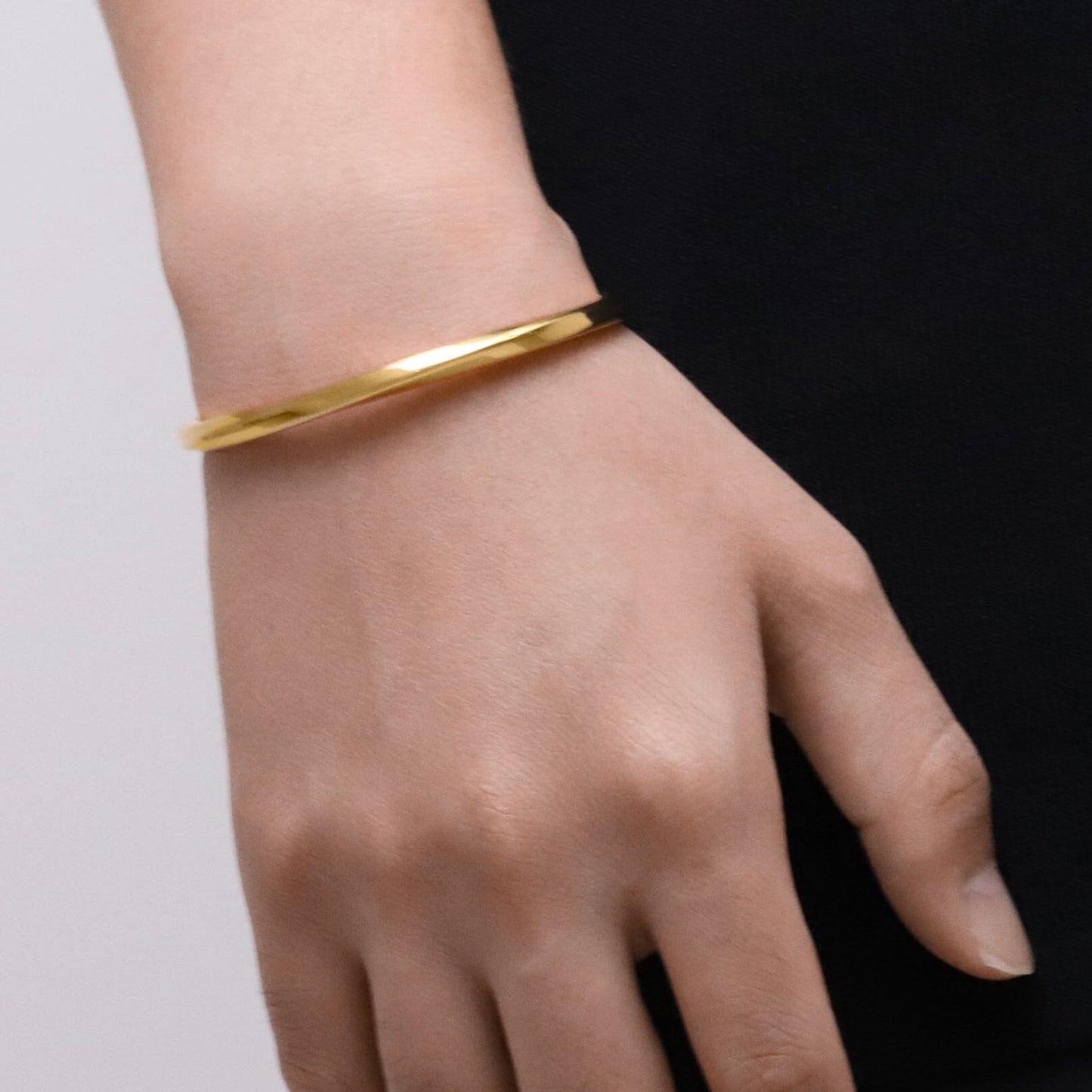 Twist bangle(cba0017g)