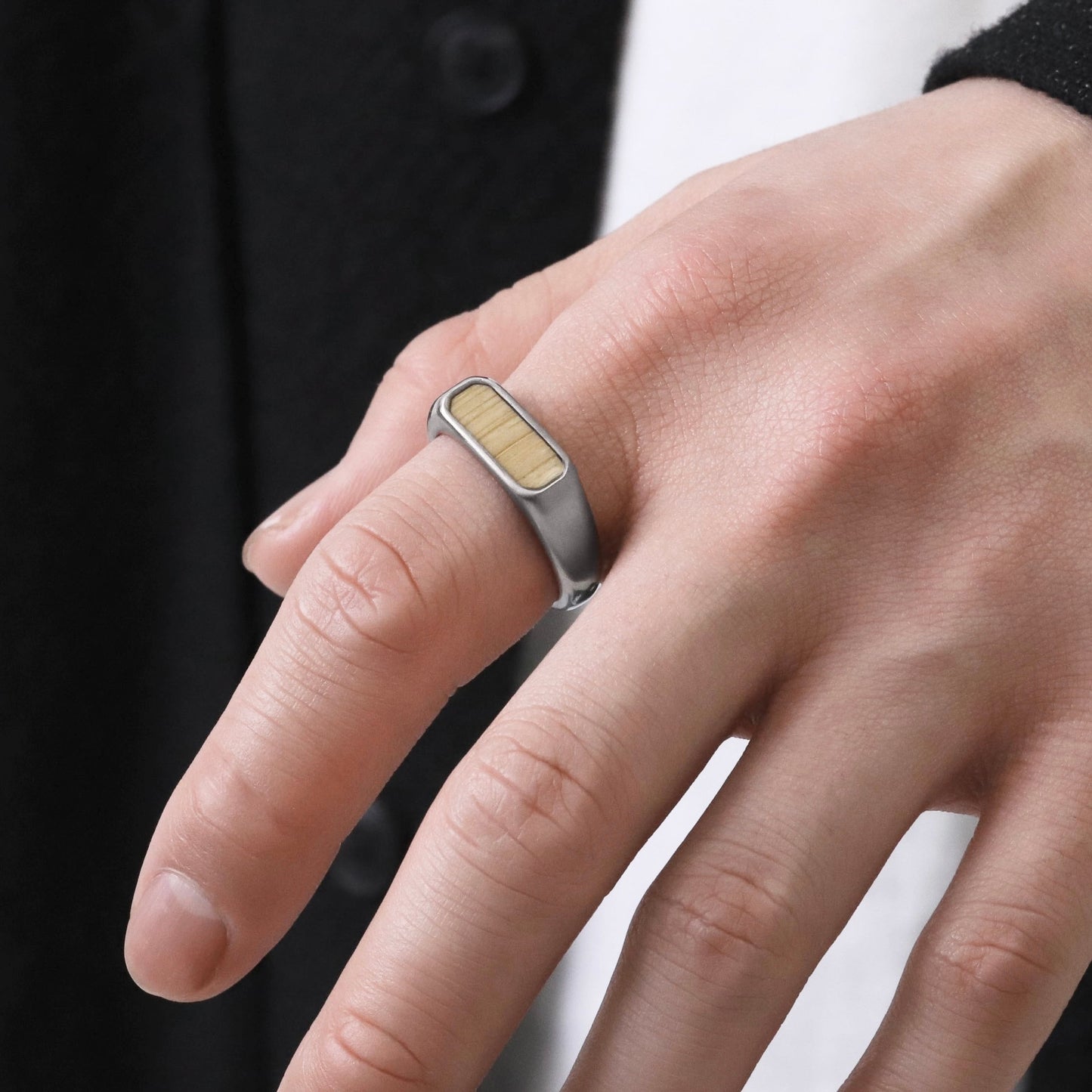 Wood slim signet ring(cri0088s)