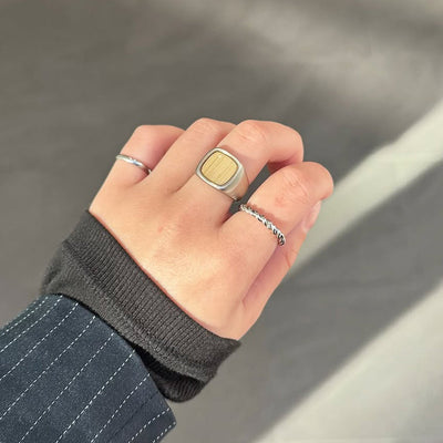 Wood signet ring styling