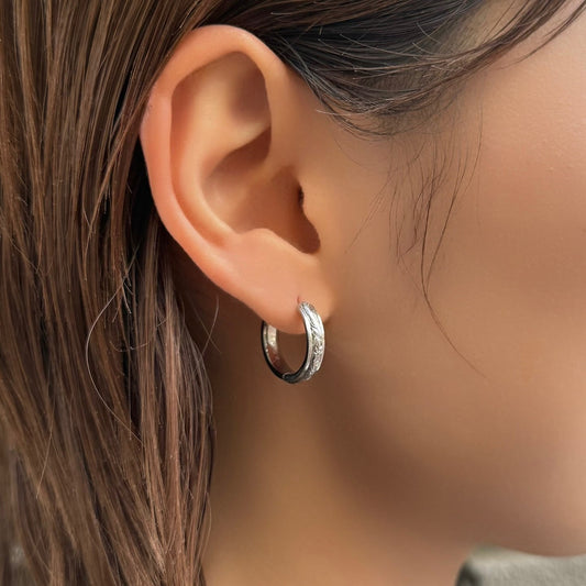 Hawaiian plumeria hoop styling