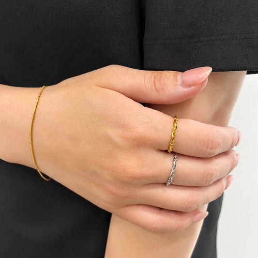 Rope twist styling