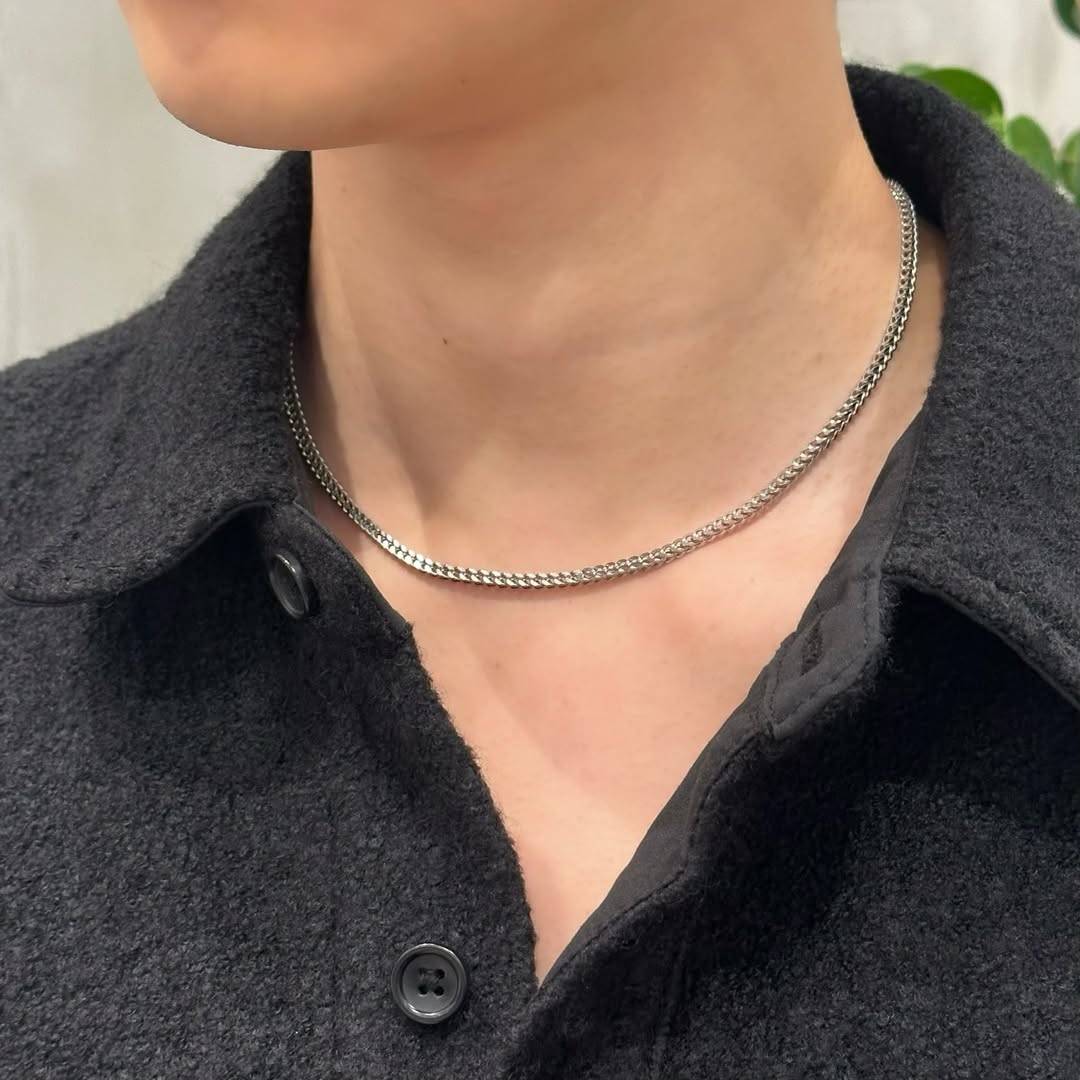Square link styling