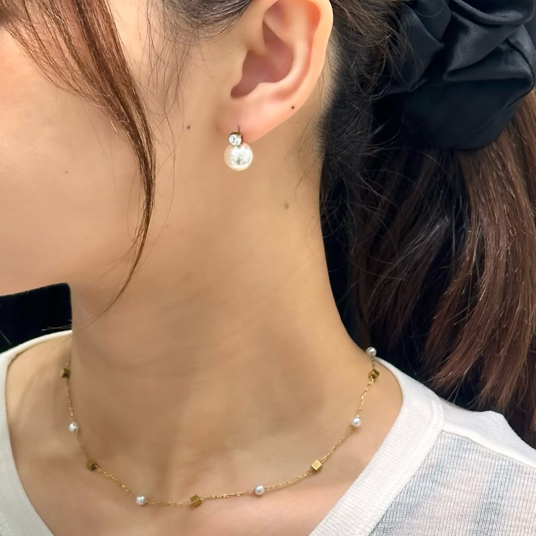 Cz pearl styling