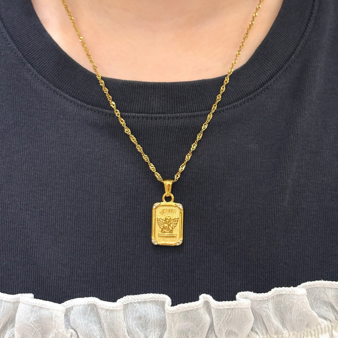 Angel zirconia pendant styling