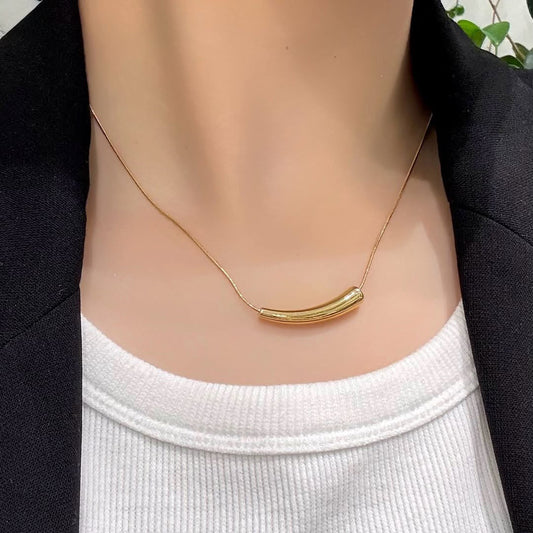 Eggplant snake chain styling