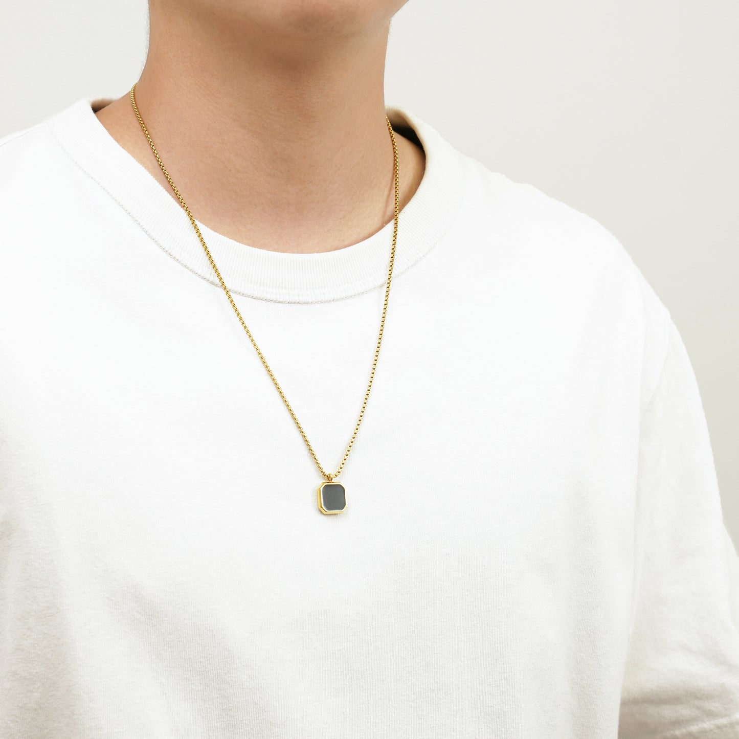 Black square pendant necklace(cne0047g)
