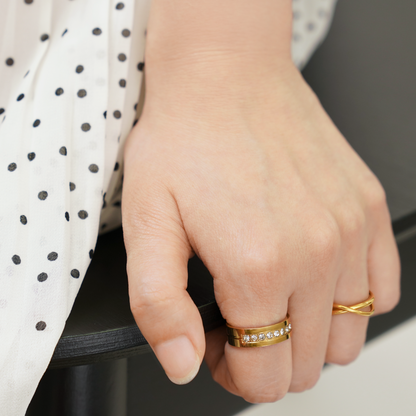 Cz half eternity ring (rri0112g)