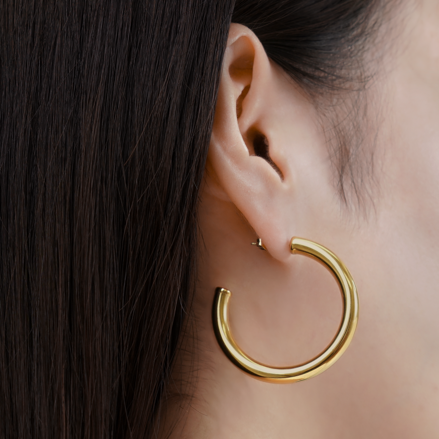 Big hoop pierce (rpi0068g)