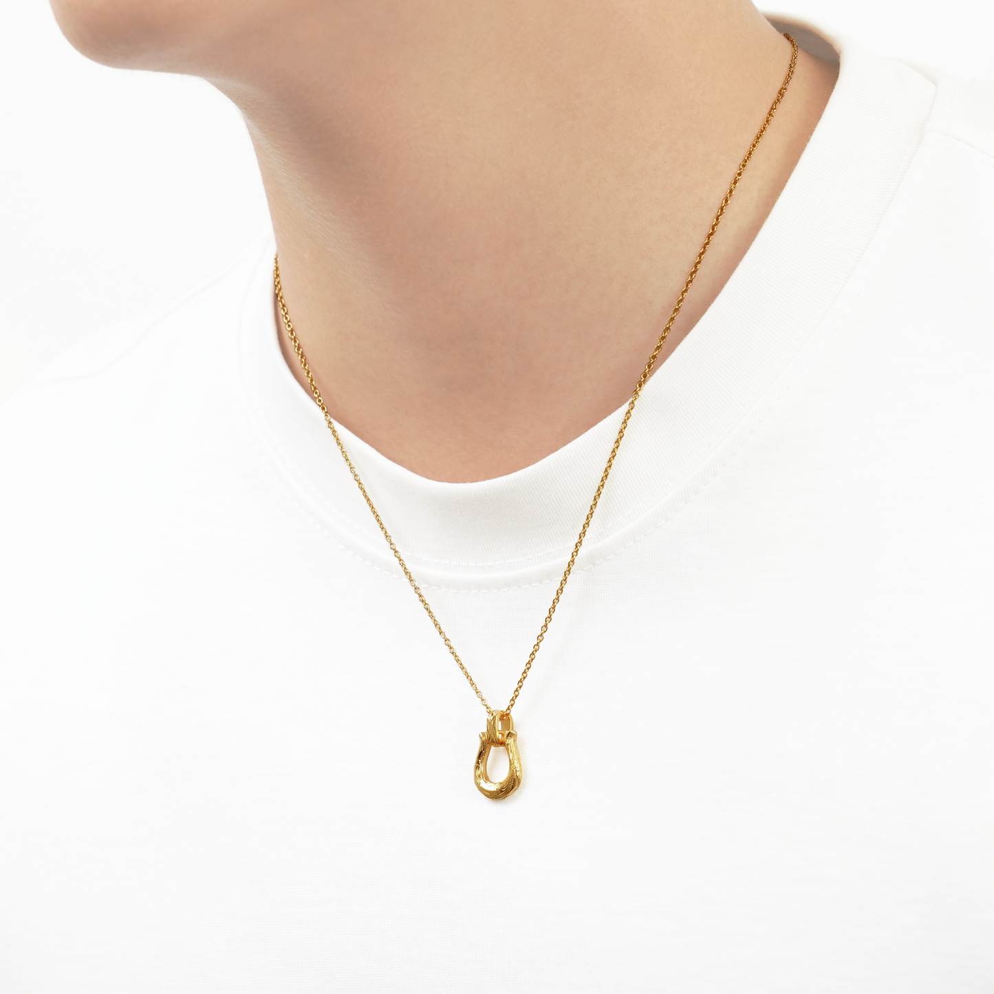 Hawaiian horseshoe necklace (Hne0017g)